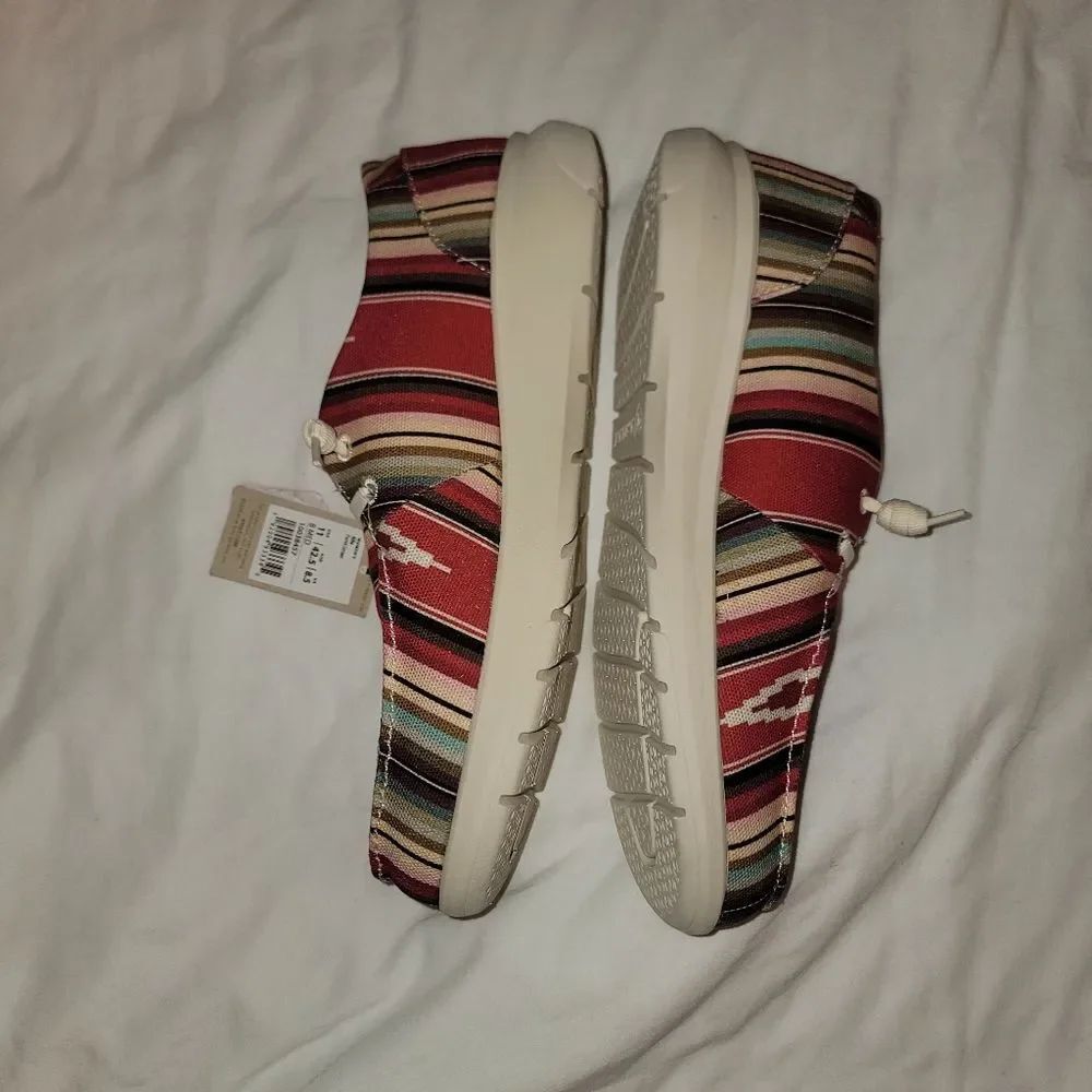 🆕️🤠Ariat: Women’s Hilo Pastel Serape Shoe, Sz 11 - Picture 6 of 11